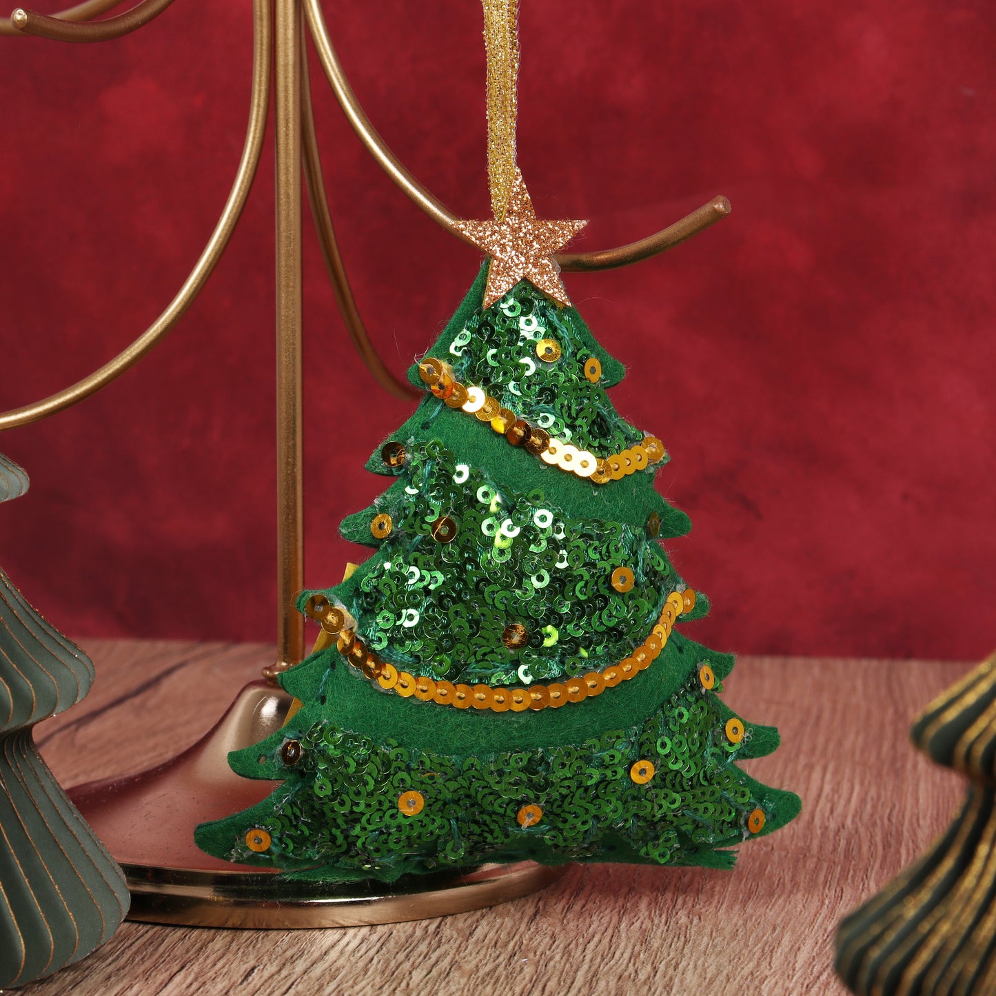 Felt Decoration Kit Christmas Sequin Tree