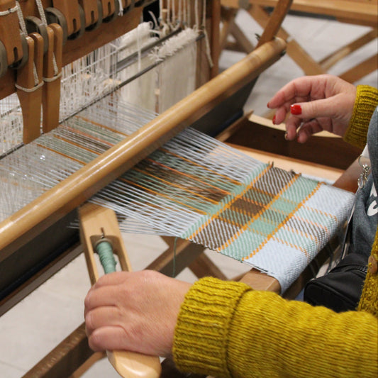 60-Minute Weaving Taster Session Workshop