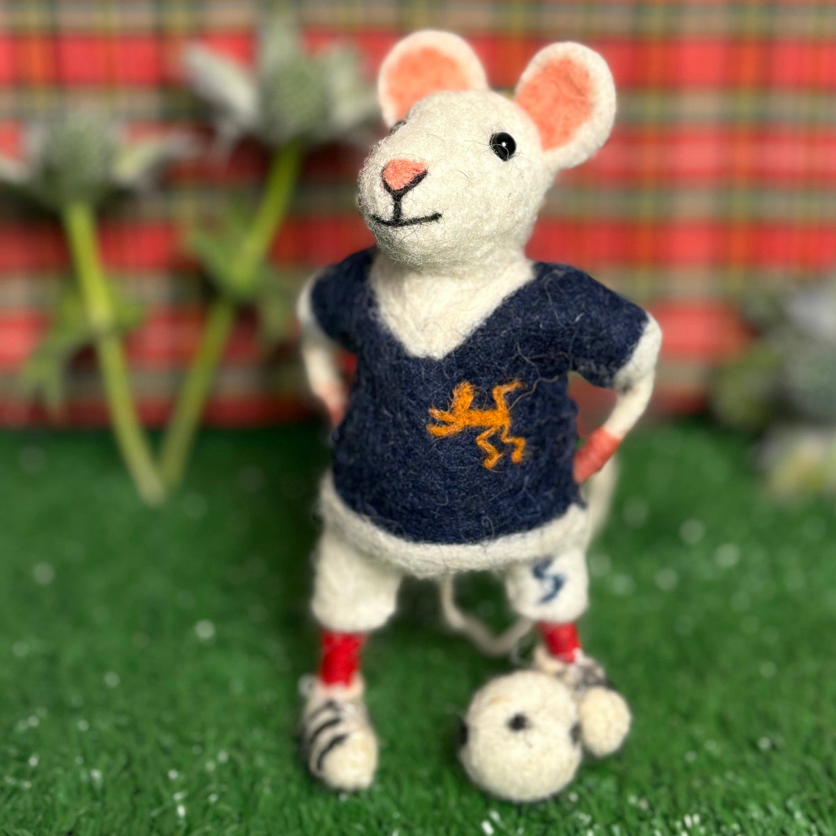 Radical Mouse Scotland Footballer Mouse – Radical Weavers
